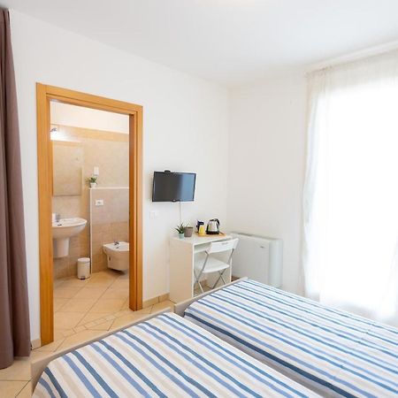 Borgo Levante Camere Порто Виро Екстериор снимка