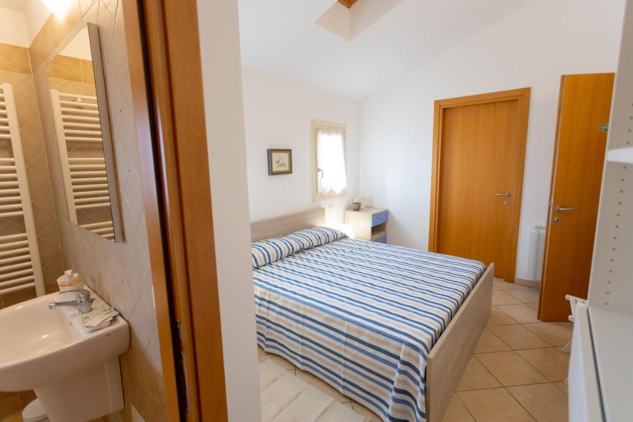Borgo Levante Camere Порто Виро Екстериор снимка