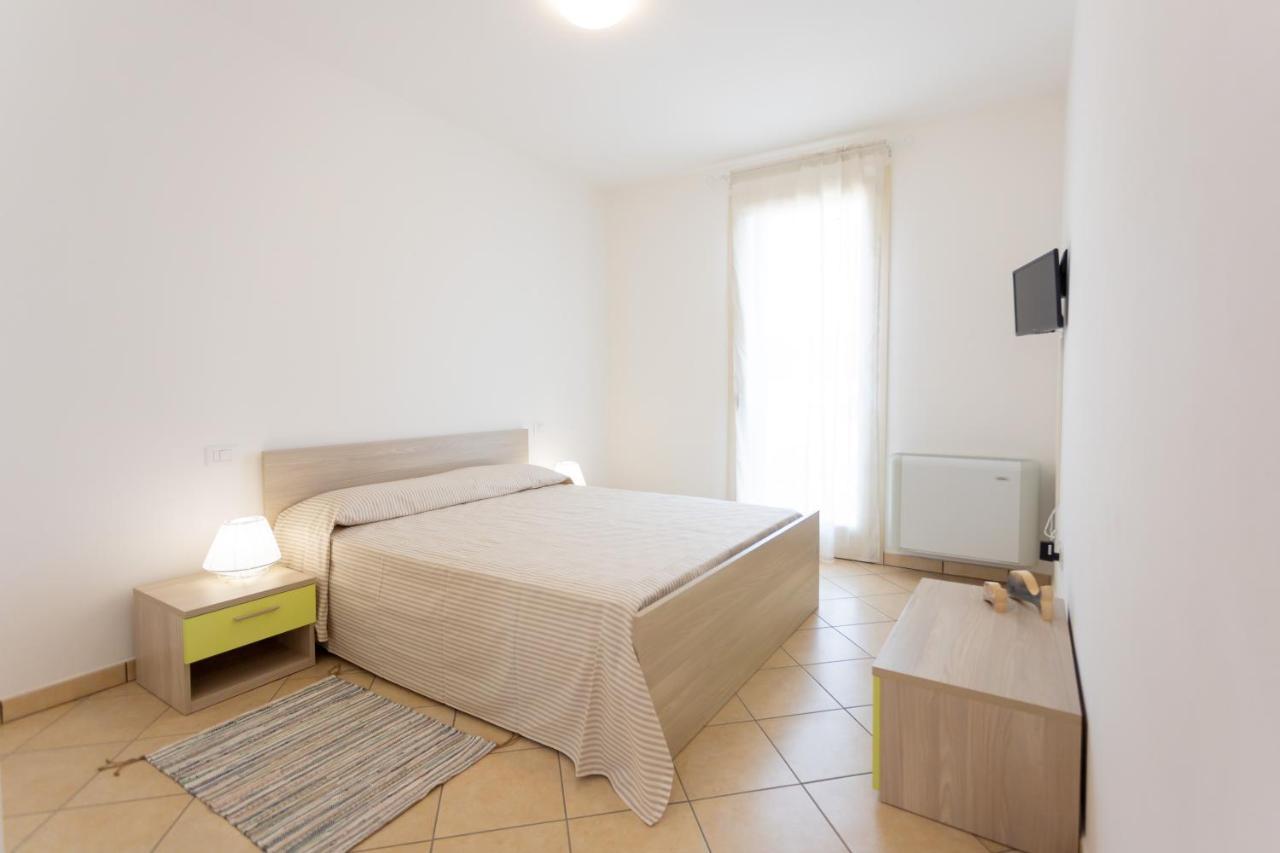 Borgo Levante Camere Порто Виро Екстериор снимка