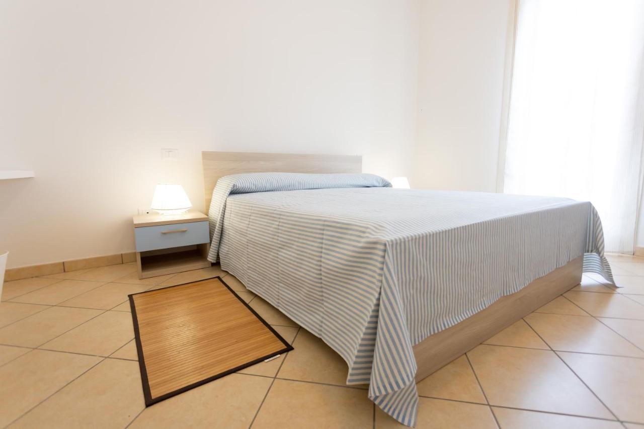 Borgo Levante Camere Порто Виро Екстериор снимка