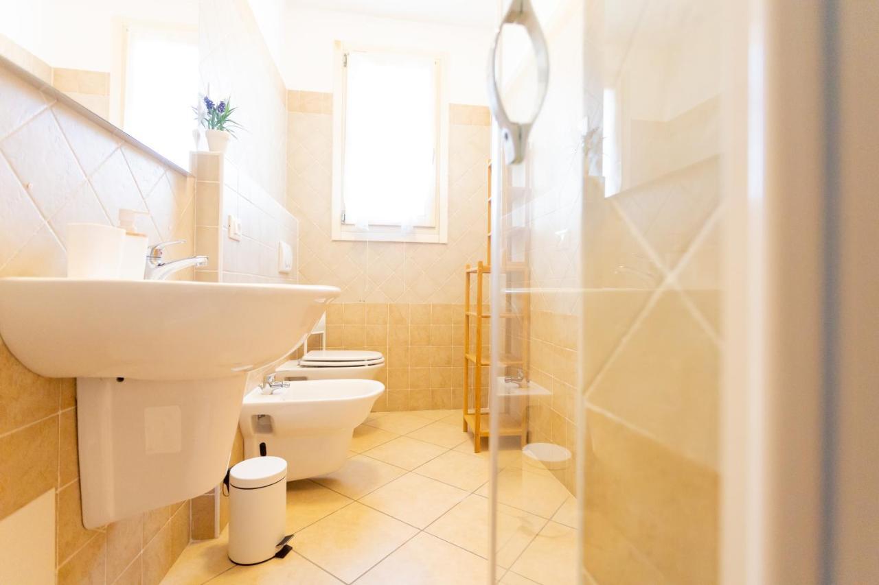 Borgo Levante Camere Порто Виро Екстериор снимка