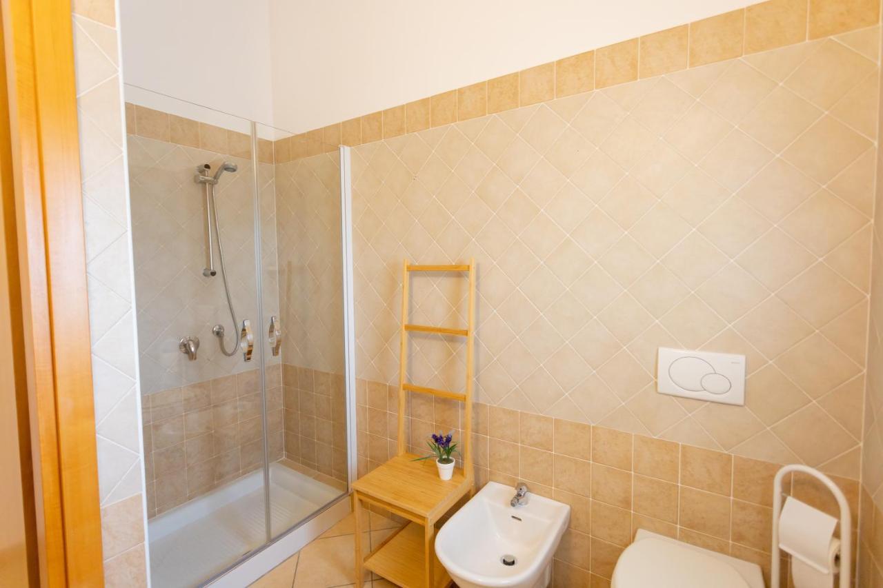Borgo Levante Camere Порто Виро Екстериор снимка